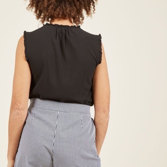 Modcloth Ruffled Cutout Sleeveless Top - Picture 3 of 8